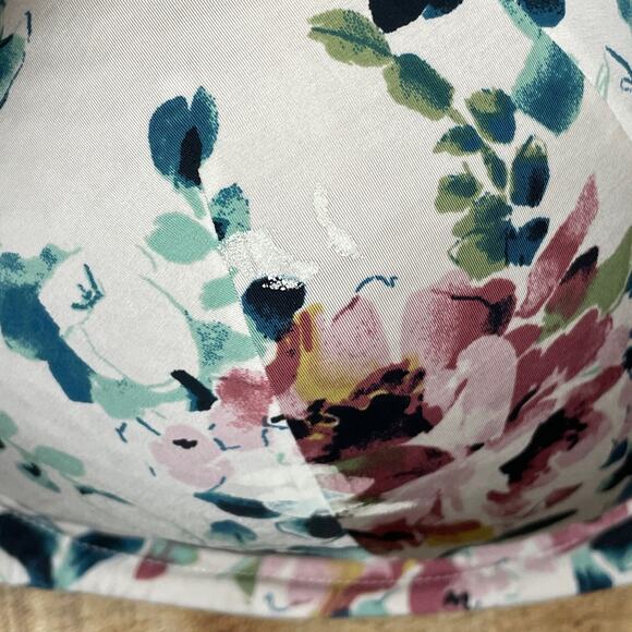 Torrid Wire-Free Lightly Lined Print Plunge 360° Back Smoothing Bra Size 46D - Picture 3 of 9